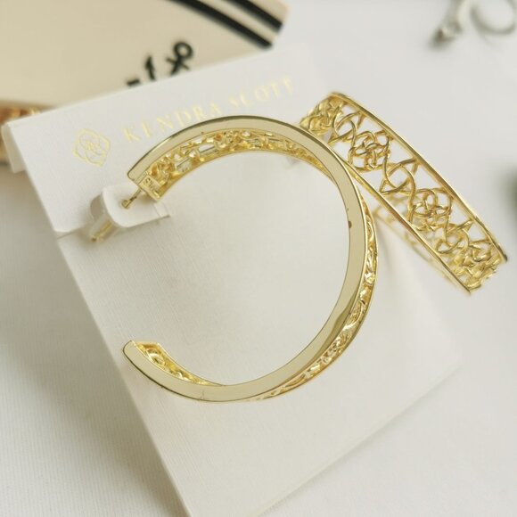 Kendra Scott Kelly Gold Hoop Earrings - Picture 2 of 3